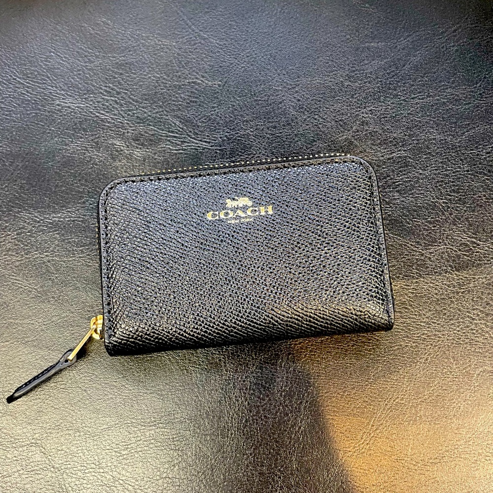 Coach NEW Zip Around Wallet